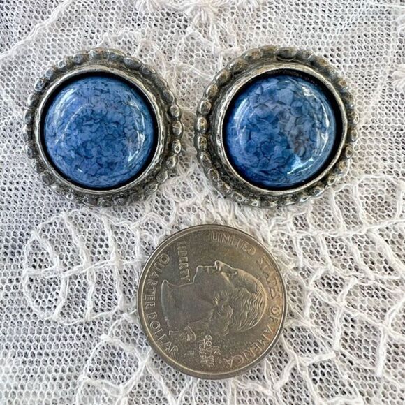 Vintage Denim Lapis Clip Button Earrings - Picture 8 of 10